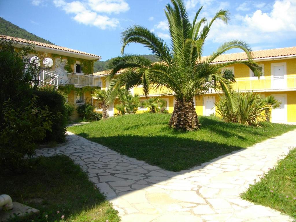 Appart'Hotel Residella Aubagne ジェムノ エクステリア 写真