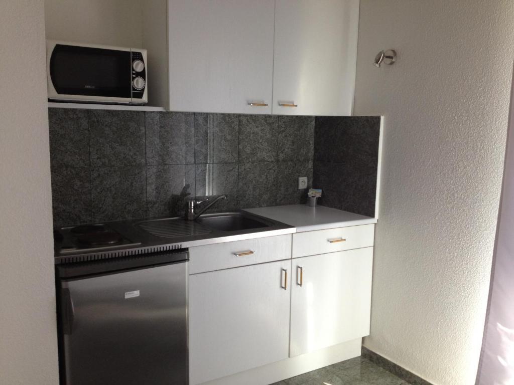 Appart'Hotel Residella Aubagne ジェムノ エクステリア 写真