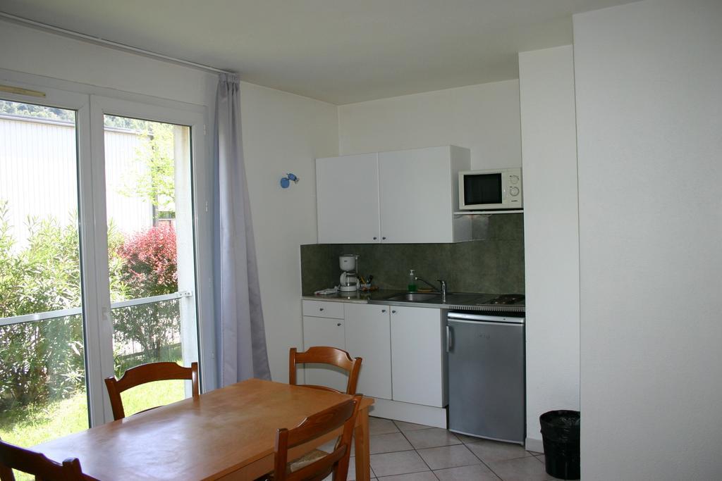 Appart'Hotel Residella Aubagne ジェムノ 部屋 写真