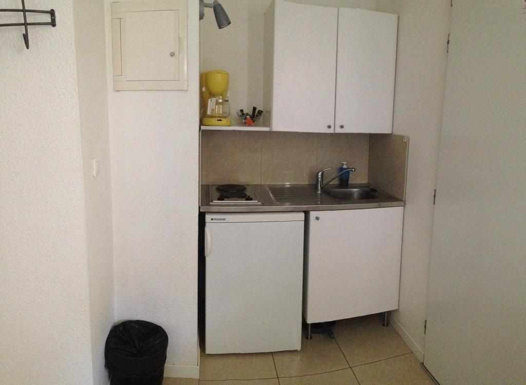 Appart'Hotel Residella Aubagne ジェムノ 部屋 写真